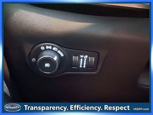 Used 2022 Jeep Compass Latitude AWD/4WD image 20