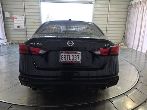 Used 2020 Nissan Altima 2.5 SV FWD image 8