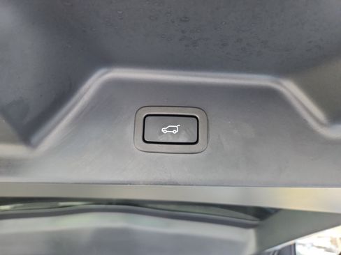 Used 2021 Land Rover Range Rover Westminster Edition image 14