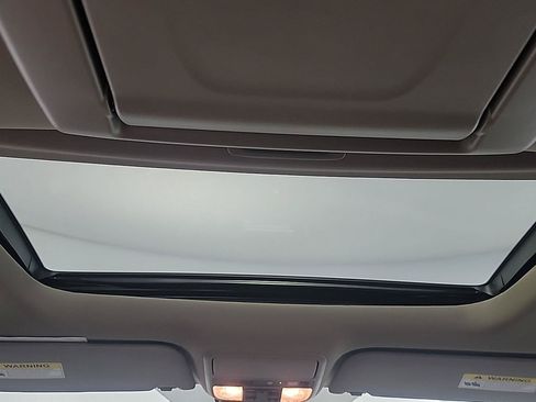 Certified 2022 Honda Odyssey Touring image 24