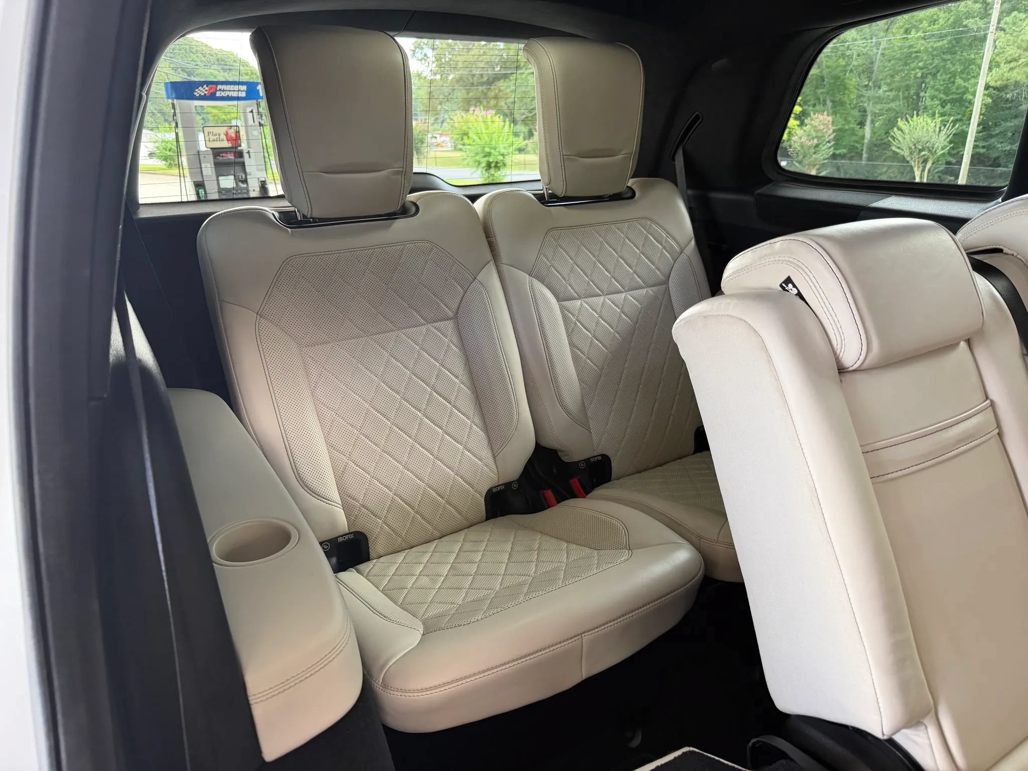 Used 2016 Mercedes-Benz GL 550 4MATIC image 13