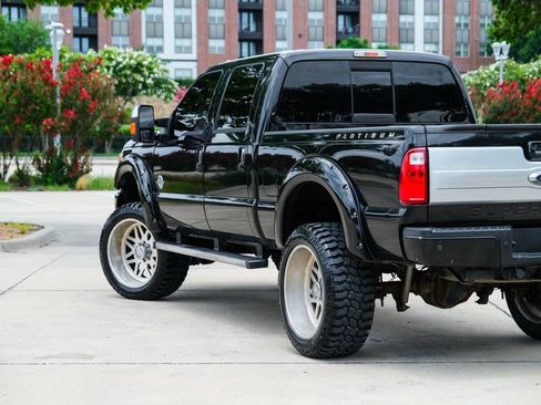 Used 2014 Ford F350 Platinum w/ FX4 Off-Road Package AWD/4WD image 22