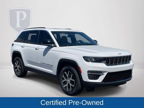 Used 2025 Jeep Grand Cherokee Limited image 2