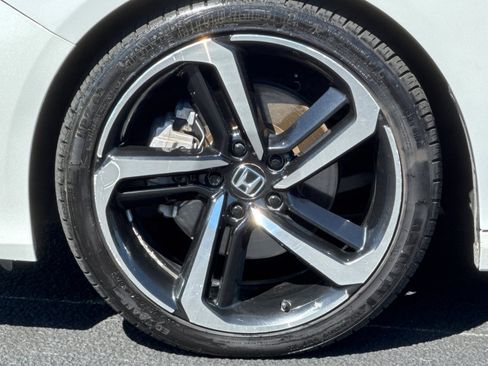 Used 2021 Honda Accord Sport image 11