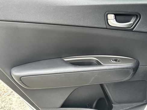 Used 2020 Kia Optima LX image 21