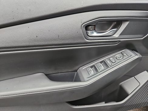 Used 2024 Honda Accord Sport image 12