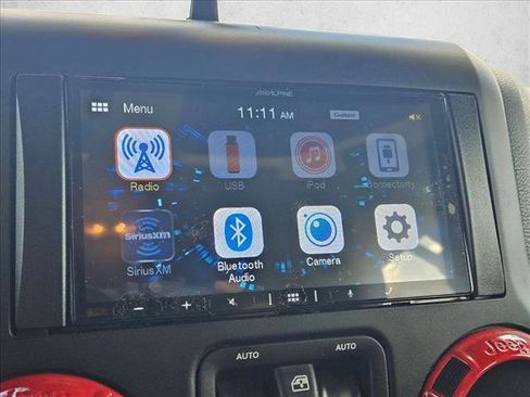 Used 2014 Jeep Wrangler Unlimited Rubicon w/ Connectivity Group image 13