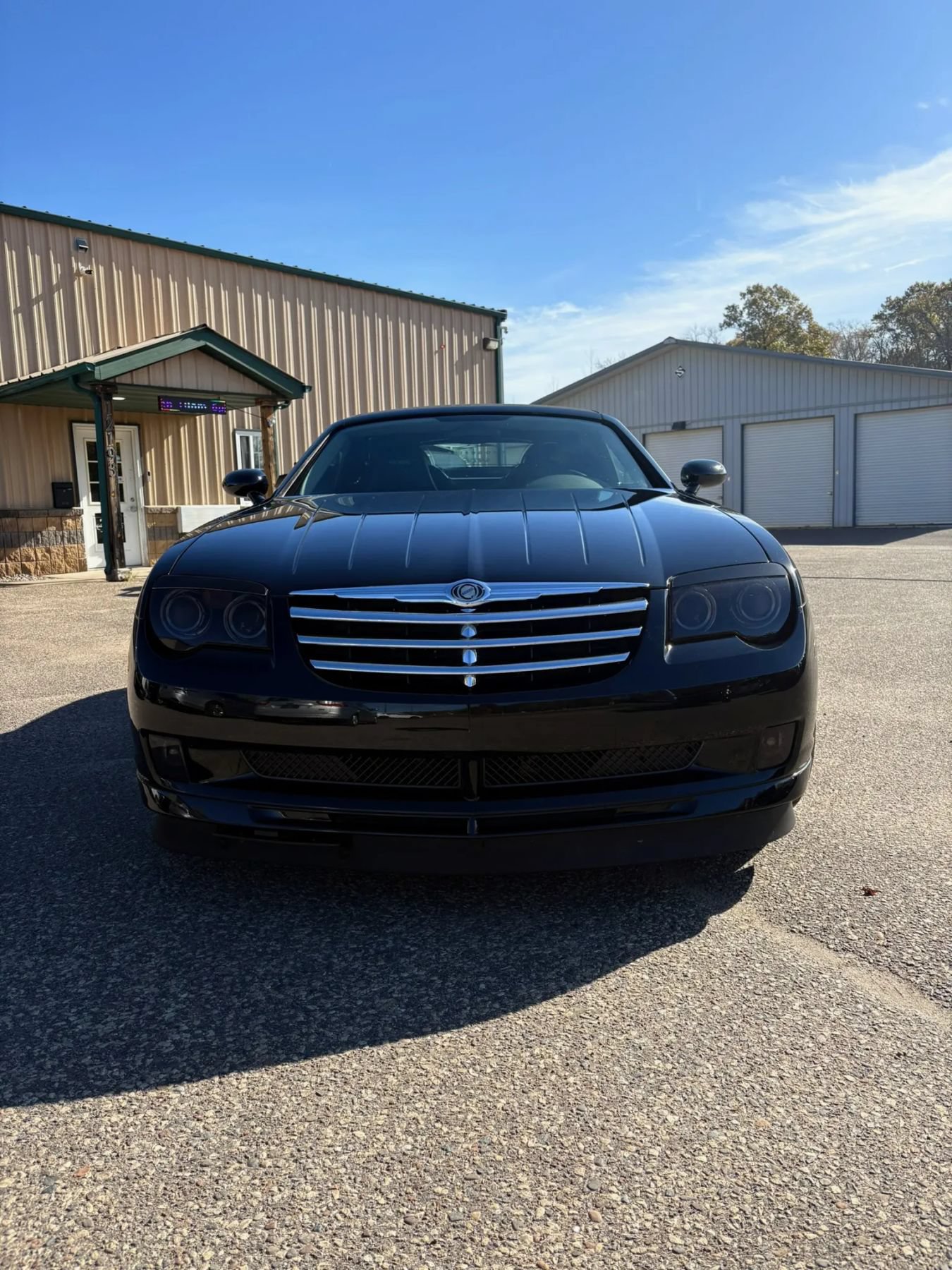 Used 2005 Chrysler Crossfire SRT-6 RWD image 2