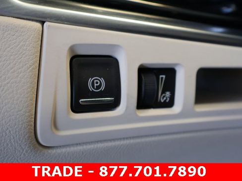 Used 2023 Cadillac XT6 Premium Luxury image 22