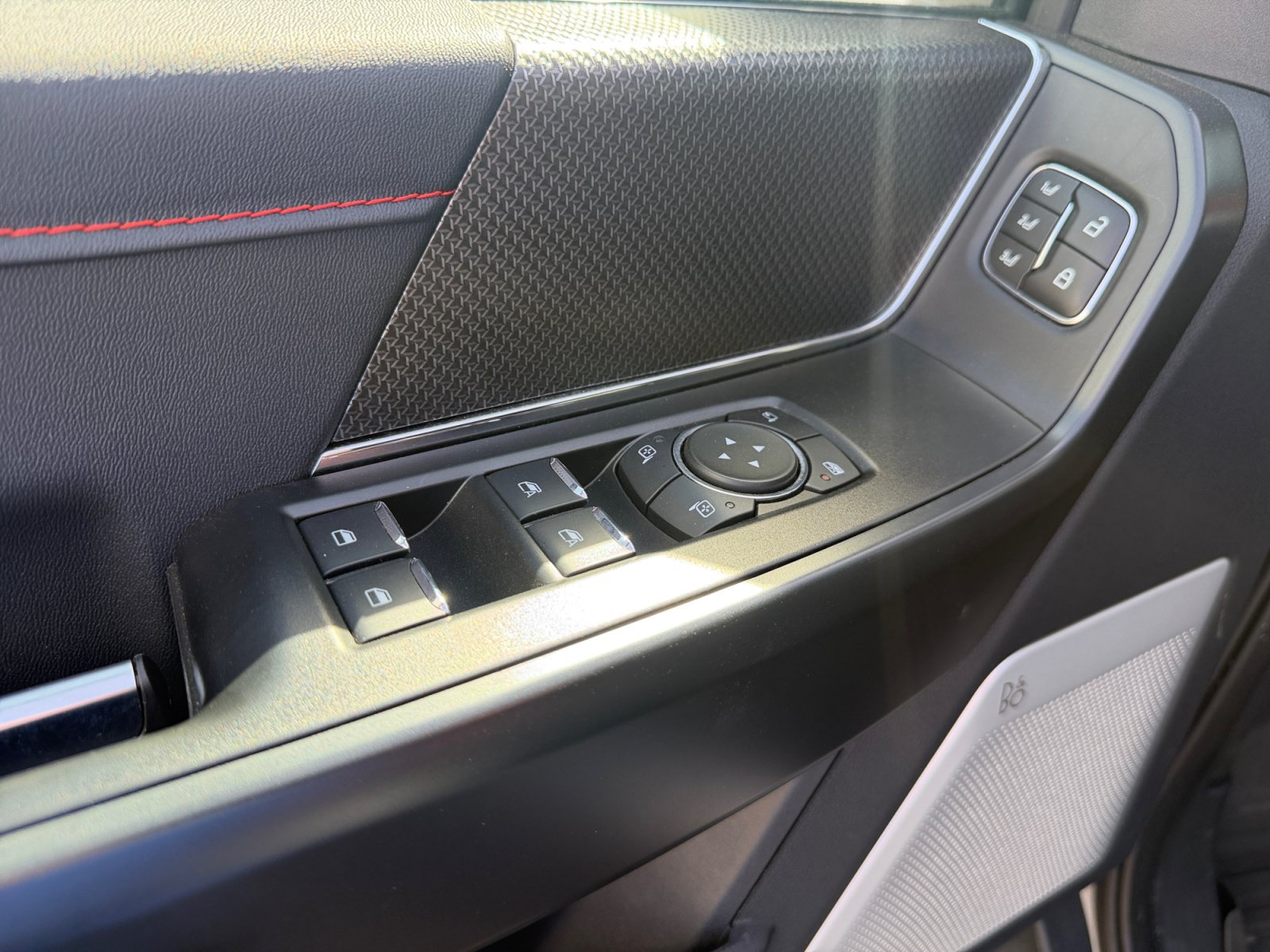 Used 2025 Ford F150 Raptor AWD/4WD image 17