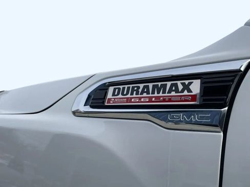 Used 2023 GMC Sierra 3500 Denali w/ Denali Ultimate Package image 10