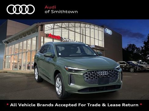 Used 2025 Audi Q5 Premium w/ Convenience Package AWD/4WD image 1