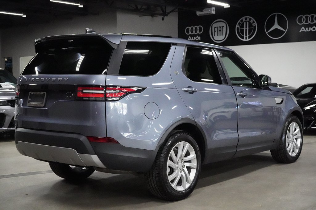 Used 2018 Land Rover Discovery HSE AWD/4WD image 5