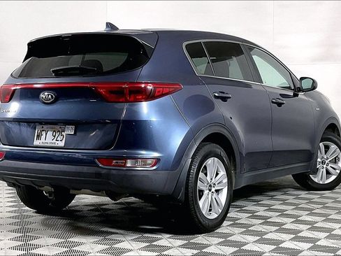 Used 2017 Kia Sportage LX AWD/4WD image 10