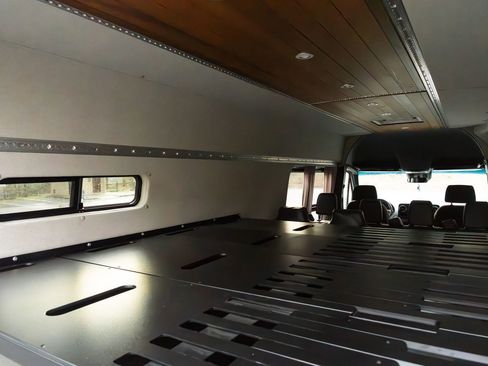 Used 2019 Mercedes-Benz Sprinter 4x4 170 image 11