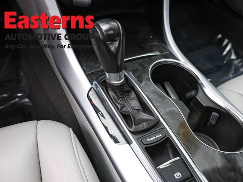 Used 2020 Acura TLX FWD image 13
