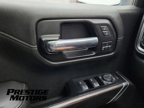 Used 2019 Chevrolet Silverado 1500 LTZ w/ LTZ Premium Package AWD/4WD image 21