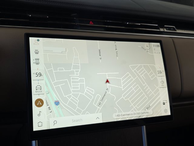 Used 2024 Land Rover Range Rover SE AWD/4WD image 18