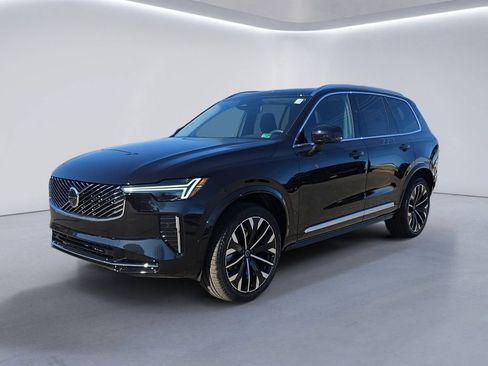 Used 2026 Volvo XC90 B6 Plus w/ Protection Package Premier AWD/4WD image 7
