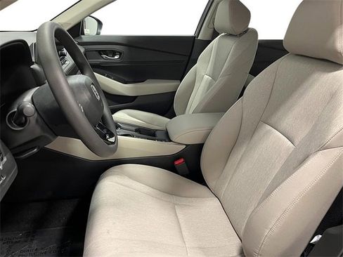 New 2025 Honda Accord SE image 12