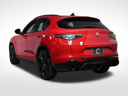 Used 2025 Alfa Romeo Stelvio Sprint w/ Veloce Package AWD/4WD image 3