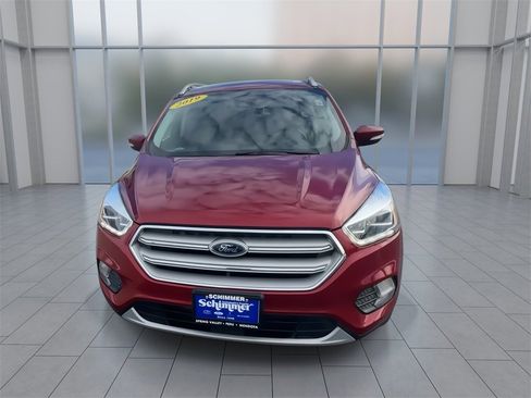 Used 2019 Ford Escape Titanium image 3