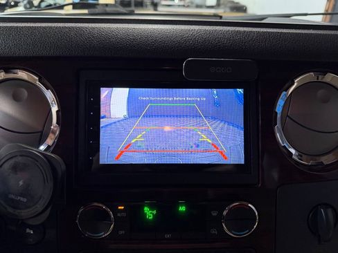 Used 2009 Ford F250 Lariat image 17