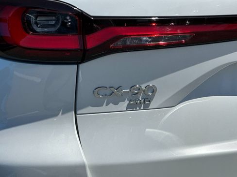 Used 2024 MAZDA CX-90 3.3 Turbo w/ Preferred Package AWD/4WD image 27