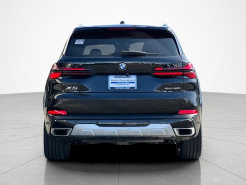 Used 2024 BMW X5 sDrive40i w/ Parking Assistance Package RWD image 4