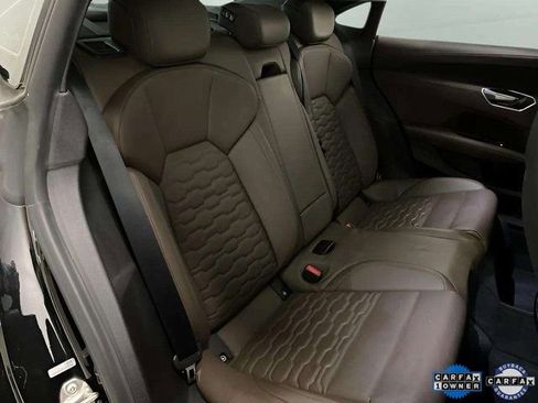 Used 2022 Audi e-tron GT Premium Plus image 73