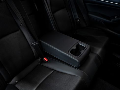 Used 2022 Honda Accord Sport image 34