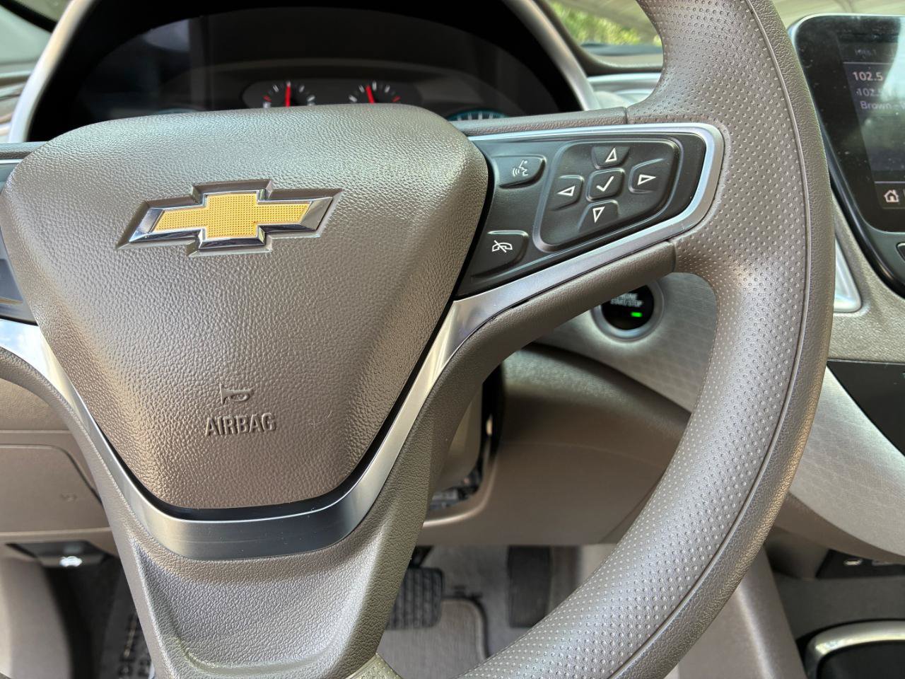 Used 2025 Chevrolet Malibu LT FWD image 25