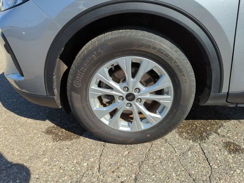Certified 2024 Ford Escape Active AWD/4WD image 36