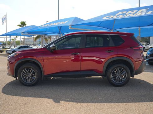 Used 2023 Nissan Rogue S image 8