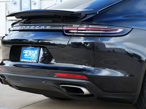 Used 2018 Porsche Panamera 4 AWD/4WD image 34