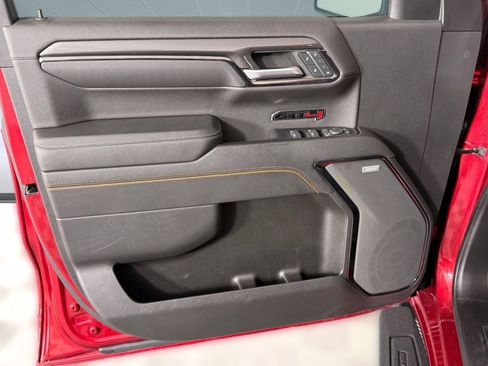 Used 2022 GMC Sierra 1500 AT4 w/ AT4 Premium Package image 11