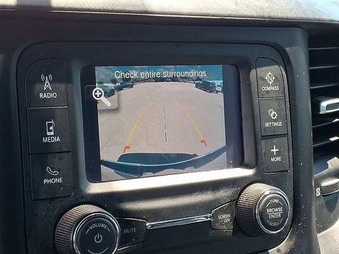 Used 2022 RAM 1500 Big Horn AWD/4WD image 4