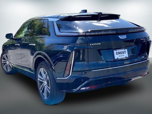Used 2024 Cadillac Lyriq Luxury AWD/4WD image 10