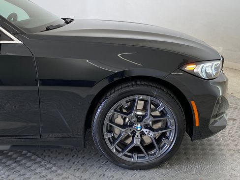 Used 2025 BMW 330i xDrive Sedan w/ Convenience Package image 11