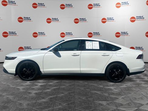 Used 2025 Honda Accord SE image 2