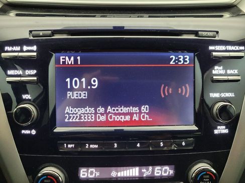 Used 2017 Nissan Murano S image 25