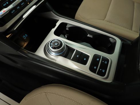 Used 2020 Ford Explorer 2WD image 14