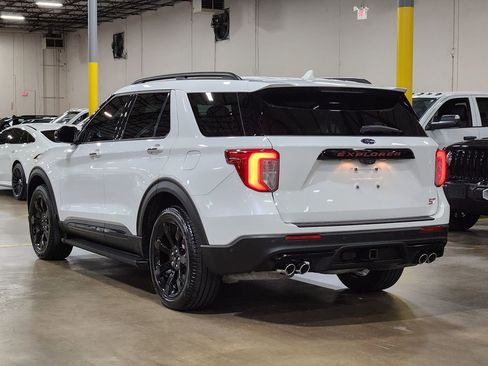 Used 2022 Ford Explorer ST w/ Equipment Group 401A AWD/4WD image 11