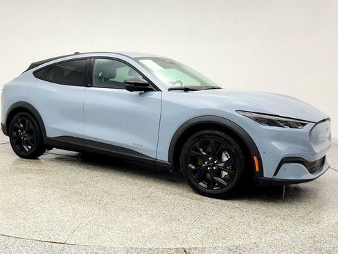 Used 2024 Ford Mustang Mach-E Select w/ Comfort Package Lite image 3