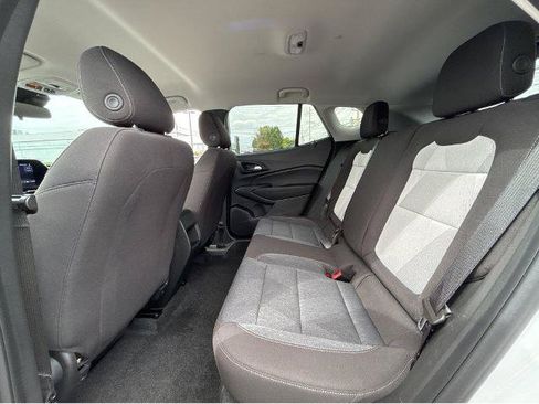 Used 2024 Chevrolet Trax LS w/ Driver Confidence Package FWD image 18