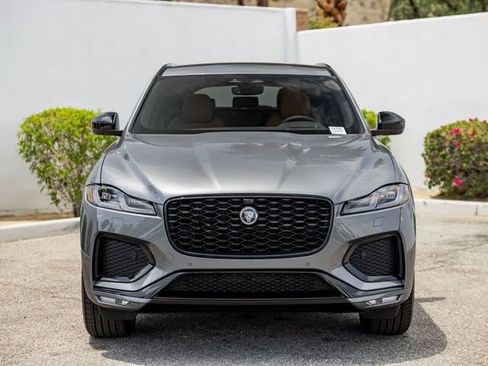 New 2026 Jaguar F-PACE R-Dynamic S image 3