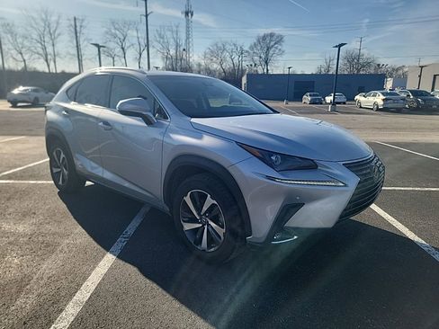 Used 2019 Lexus NX 300h AWD w/ Premium Package image 7