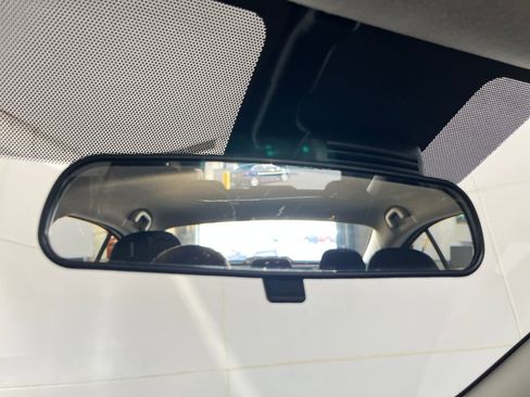 Used 2024 Nissan Versa SR w/ Trunk Package image 76