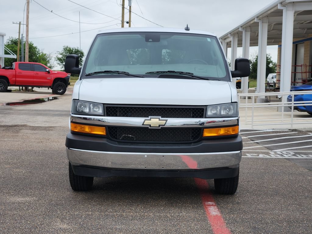 Used 2025 Chevrolet Express 2500 LT w/ LT Preferred Equipment Group RWD image 2