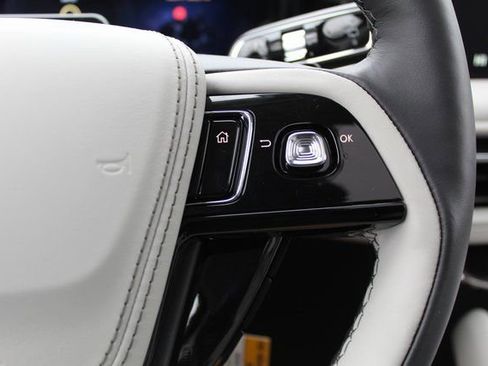 New 2026 Lincoln Aviator Reserve AWD/4WD image 14